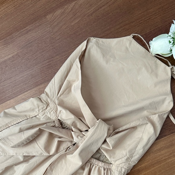 GAP Cream Halter Tiered Maxi Dress - Picture 4 of 7